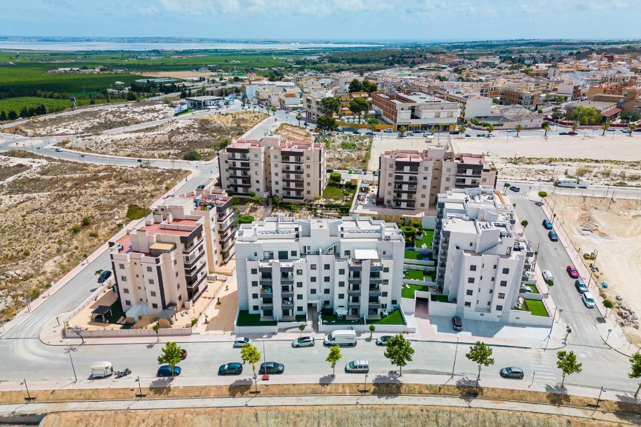 Apartamento Los Alcores سان ميجيل دي ساليناس المظهر الخارجي الصورة